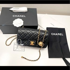 22C - Chanel pearl crush rectangle mini in black lambskin!!